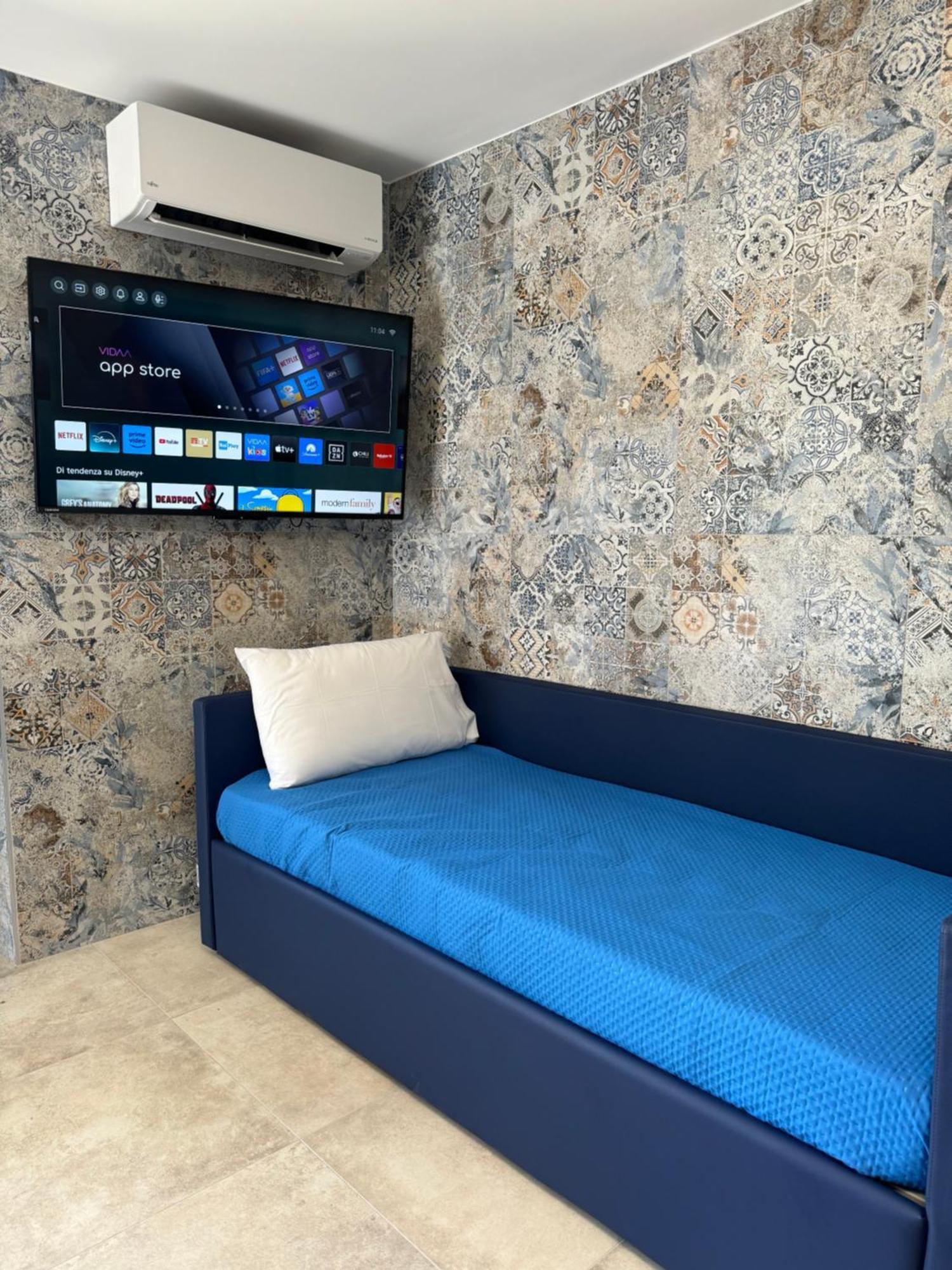 Edo House Anzio - Beachfront - Fronte Mare - Affittacamere Buitenkant foto