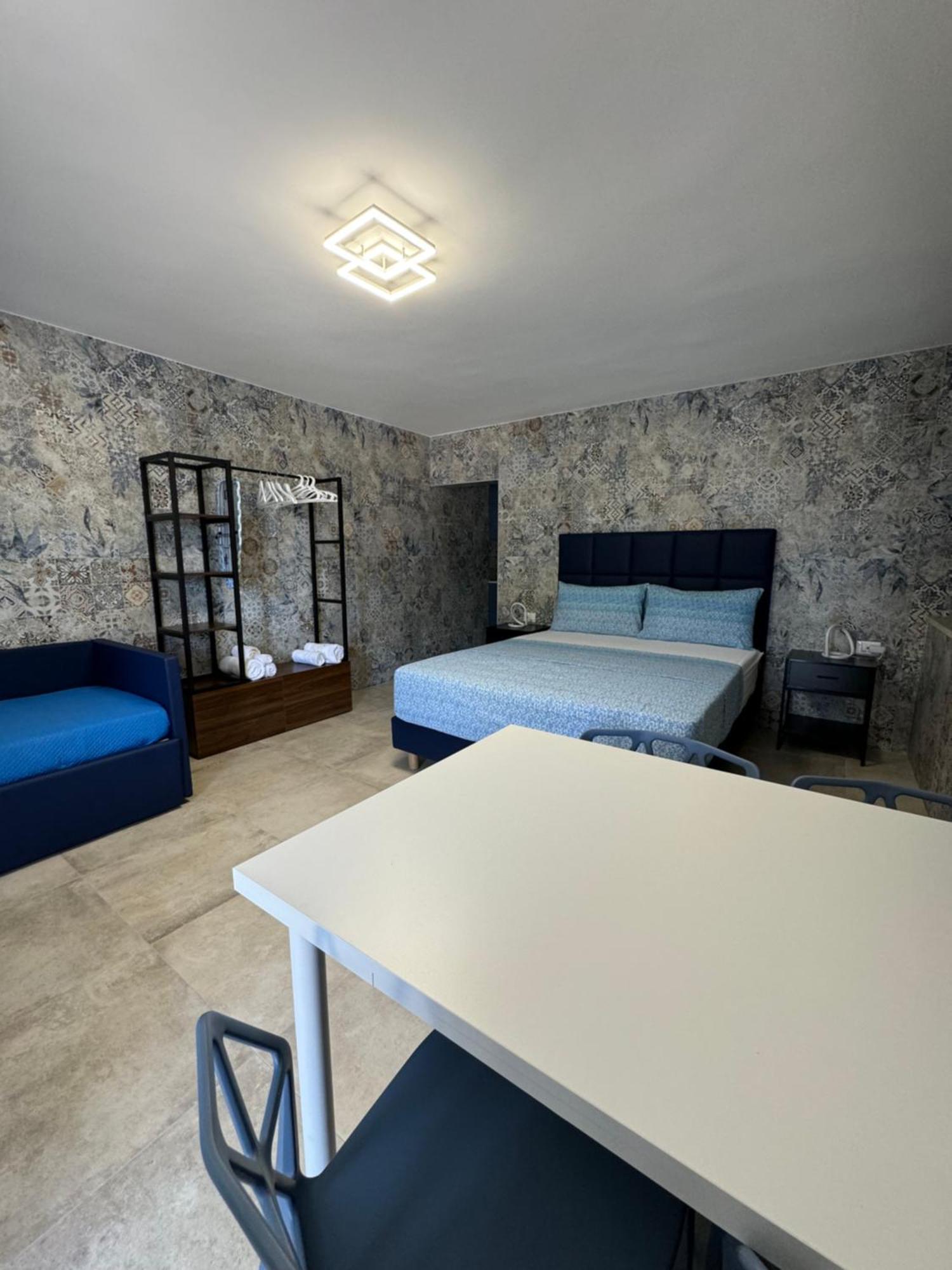 Edo House Anzio - Beachfront - Fronte Mare - Affittacamere Buitenkant foto