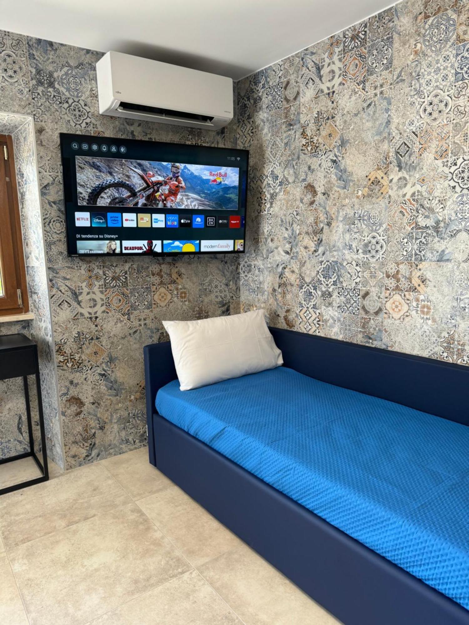 Edo House Anzio - Beachfront - Fronte Mare - Affittacamere Buitenkant foto