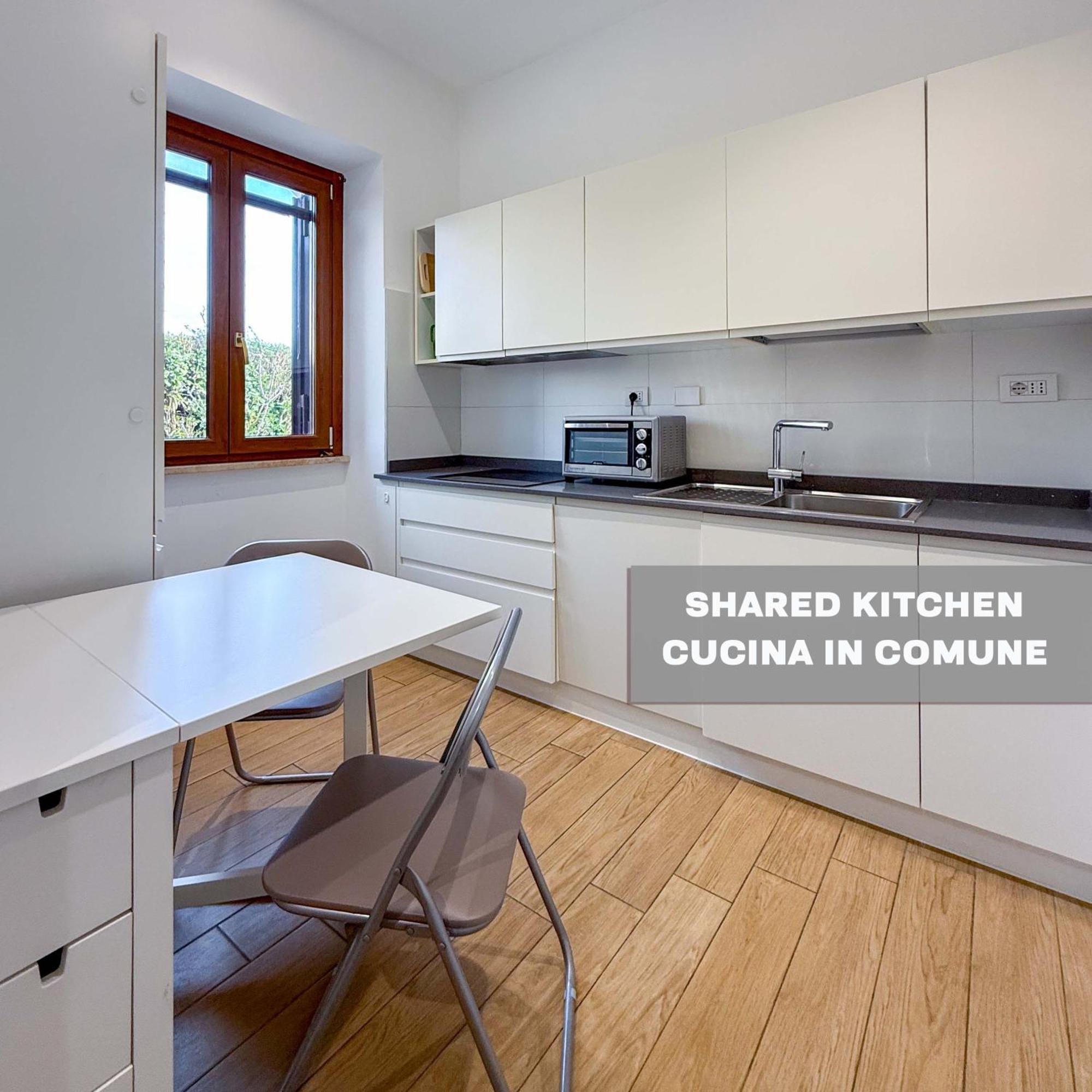 Edo House Anzio - Beachfront - Fronte Mare - Affittacamere Buitenkant foto